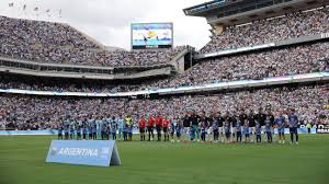 En lugar del himno argentino pusieron una canción de Los Palmeras en la previa de Argentina - Honduras