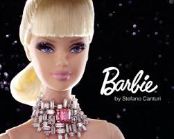 Jakarta - Sebuah boneka Barbie akan dilelang. Diperkirakan, boneka Barbie itu akan dihargai hingga USD 500 ribu atau sekitar Rp 4,5 miliar. - bar