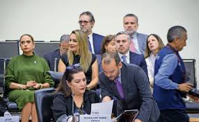 Se tambalea Taddei a siete meses de la elección; piden su renuncia y ella dice… “no me voy”