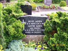 Grab von Heye Aden (12.08.1899-26.02.1992), Friedhof Wiesens