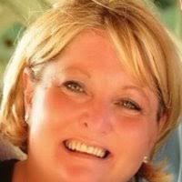 Maggie Edwards Email & Phone Number