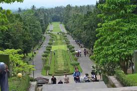 Hasil gambar untuk ulasan Puncak Borobudur, Magelang Jawa Tengah