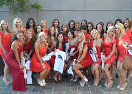 Resultado de imagem para atlanta hawks cheerleaders 2013 calendar