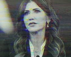 Kristi Noem's Rise: From Dog Controversy to Homeland Security Chief - Imagen principal del artículo