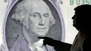 Dollar Chute! Incertitudes Économiques Font Trembler la Devise Américaine!