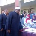 صور.. وكيل الأزهر يتفقد معهد