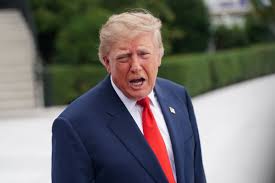 Trump pide 
