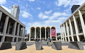 Affectée par la guerre en Iran, l’Arabie saoudite annule un partenariat à 200 millions de dollars avec le Met Opera de New York