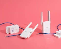 Wi-Fi extender with router and devices illustration