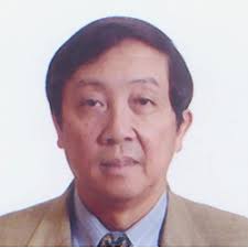 Larry Ng Keng Yong. Studied in the US after completing Form 6. Spent 12 years in government service and entered private medical practice in 1981. - larry_ng_keng_yong