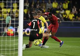 Un regreso en el lateral para enfrentarse a Osasuna