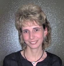 <b>Tania Dählmann</b>. Gelernte Bürokauffrau; 1994 Beginn der Ausbildung zum <b>...</b> - Tania