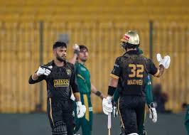 Usman Khan's century pips Steve Smith's as Kingsmen win fourth on the trot