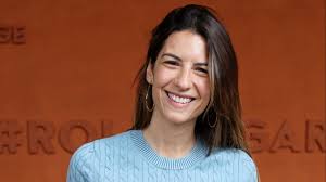 Hélène Mannarino: Vie privée, famille et succès à la télévision