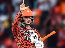 Abhishek Sharma's Rise: The Impact of Yuvraj Singh's Mentorship and Yograj Singh's Advice