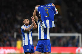 VÍDEO: Gabri Veiga inaugura o marcador e homenageia Thiago Silva