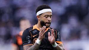 Corinthians em festa: marca de Hugo Souza e aniversário de Memphis