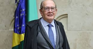 Gilmar Mendes manda suspender “penduricalhos” do Judiciário e do MP