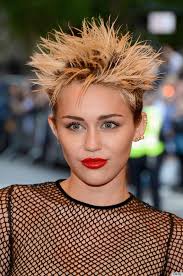 Résultat de recherche d'images pour "miley cyrus"
