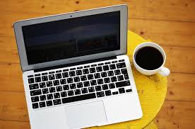 ผลการค้นหารูปภาพสำหรับ แล็ปท็อปคอมพิวเตอร์