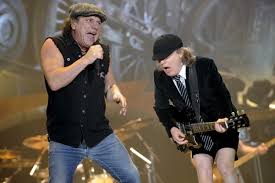 AC/DC en River: El regreso que supera obstáculos y mantiene su esencia