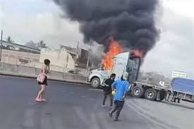 Arman narcobloqueos en Colima tras operativo