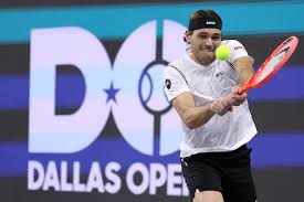 Dallas tournament scene filled with excited fans