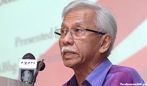 The drive for the Chinese vote was recently given an added push by no less than Tun Daim Zainuddin himself. The former Finance Minister gave lengthy ... - tun-daim2