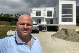 Hermano de Daniel Quintero Bajo la Lupa por Presunta Corrupción en Medellín - Imagen principal del artículo