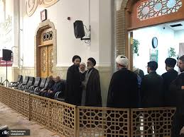 حضور سیدعلی خمینی در مراسم ختم شهید ایزدی