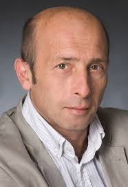 Jean-Philippe Meyer (DOCTOR MEYER ? DENTIST). Arash NAJARI (ARASH POUREBRAHIM) - le-double-23