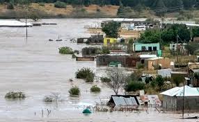 Eastern Cape Floods: Government Efforts Underway to Restore Services - Imagen ilustrativa del artículo