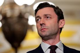 Ossoff’s Chances of Being 2028 Nominee Rise as He Slams ‘Mar-a-Lago Mafia’