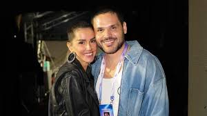 Deborah Secco se declara em aniversário de namorado: 'Minha escolha'