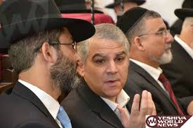 Also present were Jerusalem Mayor Nir Barkat and Deputy Minister of Religious Services Rabbi Eli Ben-Dahan. - IMG-20130916-WA0154