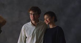 The Boston-based dark comedy ‘The Drama’ stars Zendaya and Robert Pattinson. Our critic gave it zero stars.