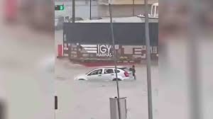 Así impacta el huracán Marie a Baja California Sur: deja inundaciones, socavones y playas cerradas