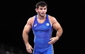Russian Wrestling Rankings, Umar Nurmagomedov, and Dagestani Training Insights