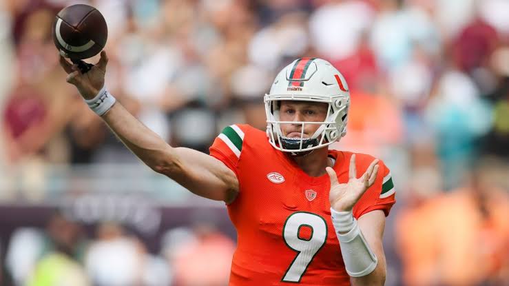 Miami QB Tyler Van Dyke Enters Transfer Portal, per Report - Sports  Illustrated