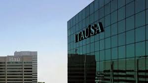 Itaúsa (ITSA4) sofre impacto de R$ 700 mi com revisão da Aegea e pede explicações