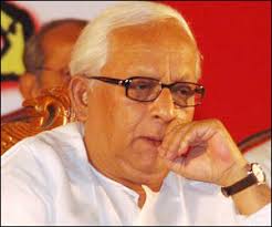 7 : Ahead of West Bengal Chief Minister Buddhadeb Bhattacharjee&#39;&#39;s visit to Midnapore, suspected Maoists gunned down three persons at Kushboni forest on ... - Buddhadeb-Bhattacharjee_5