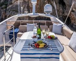 Εικόνα Boat trip date idea