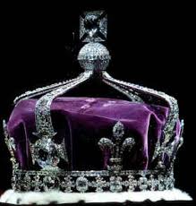 Hasil gambar untuk SEJARAH asal usul MAHKOTA KESULTANAN