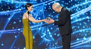 David Gross Wins Special Breakthrough Prize in Fundamental Physics