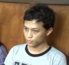 Usai Bobol Situs Pribadi SBY, Nama Wildan Jadi Perbincangan. surya/sri wahyunik. Wildan Yani Ashari saat di Kejari Jember, Selasa (26/3/2013). - 2603hacker-jember