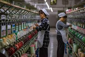 China Economic Gloom Mounts as Housing Slump Intensifies