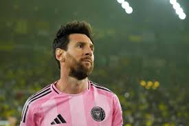 Sem a alviceleste, Messi veste a camisa rosa do Inter Miami na reta final da MLS