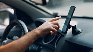 Ce Waze français cartonne sur l’App Store et Google Play : ce que Roole Map fait mieux que ses concurrents