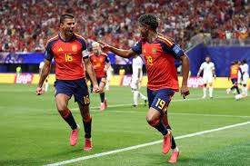 Ainda jovem, seleção titular da Espanha poderá disputar a Copa do Mundo de 2030