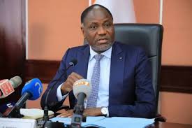 Gouvernement : la rencontre qui retient son souffle